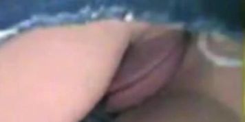 Flashing Pussy girl