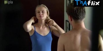 Magdalena Cielecka Breasts Scene  in Hotel 52