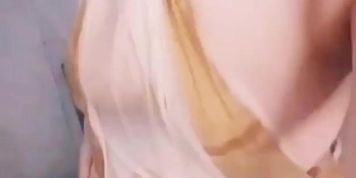 Abha Paul Bath tubing Hot video (Sunny Leone)