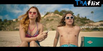 Liana Liberato Sexy Scene  in Banana Split (Tammy Lynn Sytch)