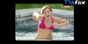 Alyson Hannigan Bikini Scene  in Date Movie