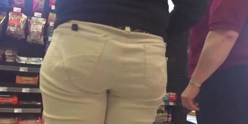 Nice white booty in khakis