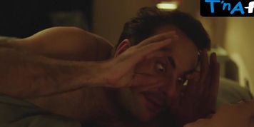 Sophie-marie Larrouy Breasts Scene  in How To Make Out