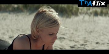 Kate Mara Sexy Scene  in Chappaquiddick