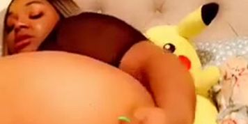 Solo Ass Play with Chubby Beauty