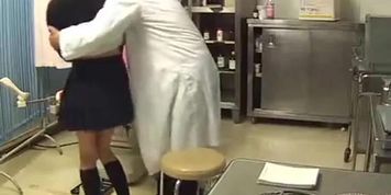 Japanese girl visits the doctor