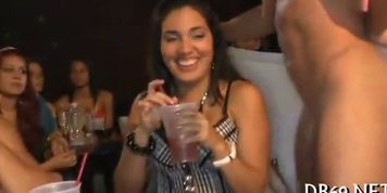 These girls go crazy - video 17