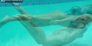 Jenny Scordamaglia - Underwater 01 (Yeni Lopez)
