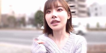 Freaky Japanese Girl Invites Random Man Handjob In Van (Eimi Fukada)