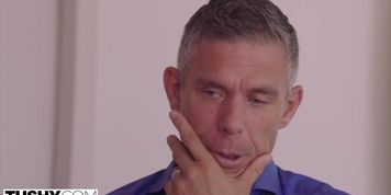 Avi and Emily Live to Be Be Gaped (Avi Love, Emily Willis, Mick Blue)