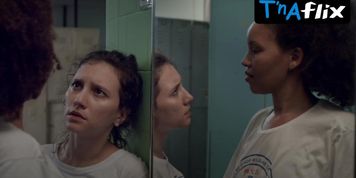 Sol Miranda Lesbian Scene  in Rule 34 (Lorena Comparato)