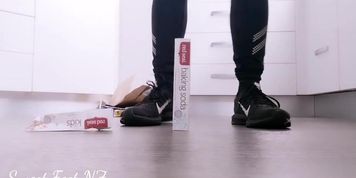 Box Stomping, Sneakers, Black Socks and Toe Spreading