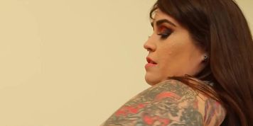 Cam Fan Bang (Veronica Bottoms)