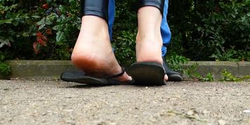 crawl on the ground - cuckold feet pov
