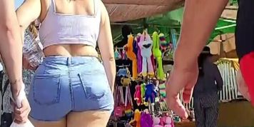 SHOOTING BEST BIG BOOTY IN SHORTS 1