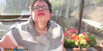 EuropeMaturE Sweet BBW Honey Masturbation