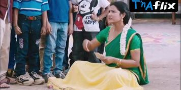 Priya Anand Sexy Scene  in Muthuramalingam