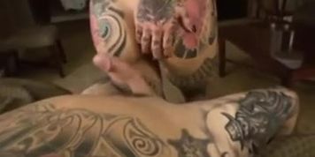 Tattooed couple sex (Michelle Bombshell)
