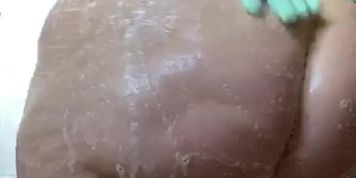 TGB IN THE SHOWER MOVING ALL THAT MASSIVE JUICY ASS