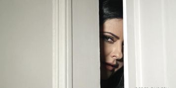 liza-del-sierra-at-the-mercy-of-emilio