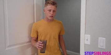 Jojo Austin to Stepbro, put Your Water down and Come Slurp This Pussy -s25:e10