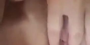 Chica sexy masturbandose