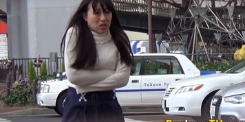 Fetish asian ho peeing - video 1