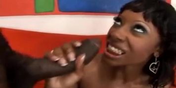 Cherokee gets a creampie (Charlie Mac, Cherokee D Ass)