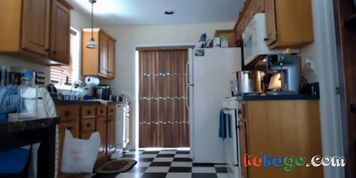 Nudist girl clean the kitchen