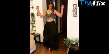 Ileana Dcruz Breasts Scene  in Ileana Dcruz Hot Sexy Bold Pics January March 2019