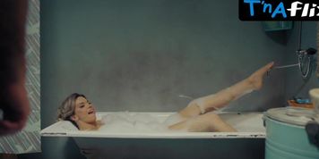 Karina Zvereva Butt,  Breasts Scene  in Polyarnyy