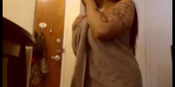 mature milf get her hug boobs grabbed by delivery guy