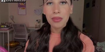 Cuddle ASMR (Espe ASMR)
