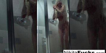 Nikita Von James' sexy home movie