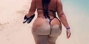 Beach pawg
