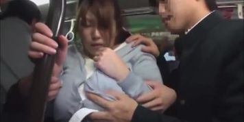 Thick Asian takes the bus