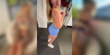 Blonde model sucking and fucking zcedv4s