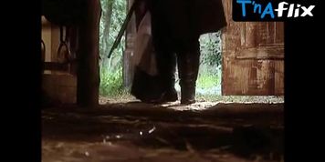 Tatiana Issa Breasts Scene  in O Quinto Dos Infernos