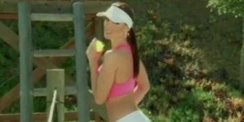 Sexy ball-girl Jennifer Dark rides big-dick on the tennis court (Danny Mountain, Keiran Lee)