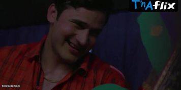 Sonam Arora Sexy Scene  in Gandi Baat