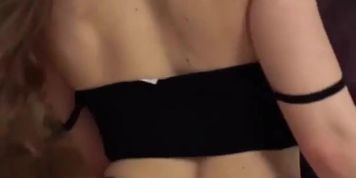 Vuelve a querer chica rubia preciosa que baila