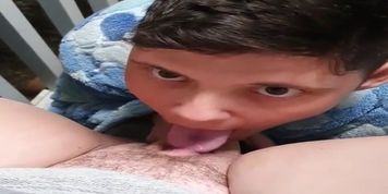 Eating pussy on the porch makes slut squirt