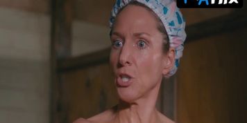 Seana Kofoed Sexy Scene  in American Princess