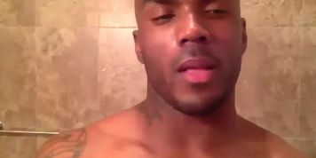 Hot Muscular Black Gay Boy (Stroke It)