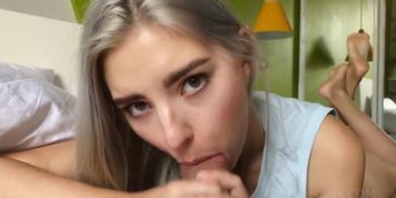 Eva Elfie