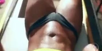 fitness girl b renner
