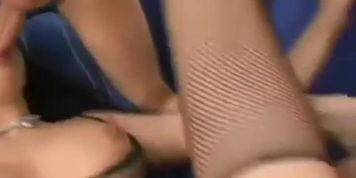 Brunnete in fishnet gets a creampie