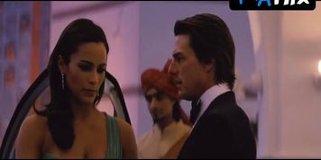 Paula Patton Sexy Scene  in Mission: Impossible - Ghost Protocol