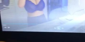 Scorching Leanne!!! (Leanne Crow)