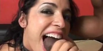 Monica Santhiago ass open